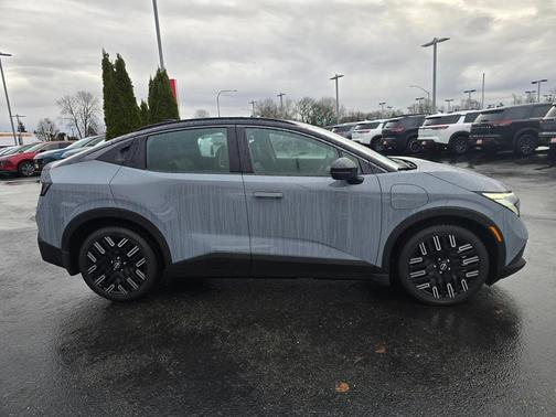 2026 Nissan Leaf PLATINUM+