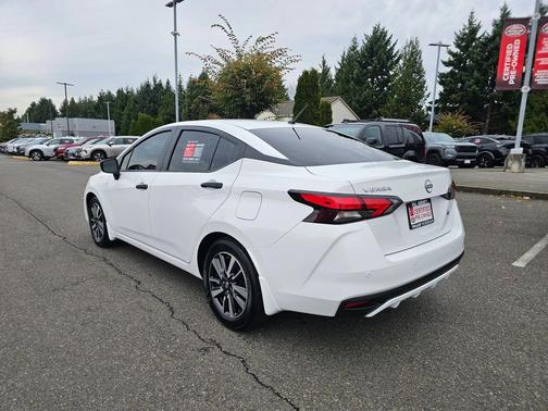 2024 Nissan Versa 1.6 S