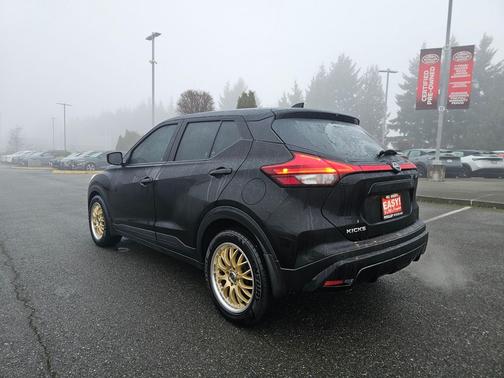 2024 Nissan Kicks S