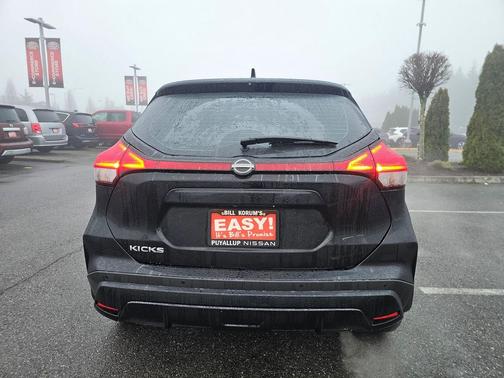 2024 Nissan Kicks S