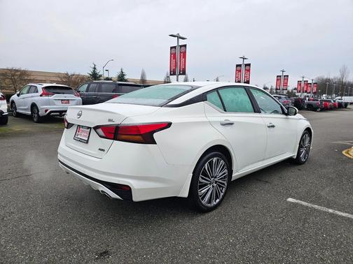 2024 Nissan Altima 2.5 SL