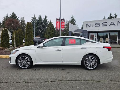 2024 Nissan Altima 2.5 SL