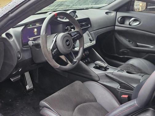 2024 Nissan Z NISMO Auto