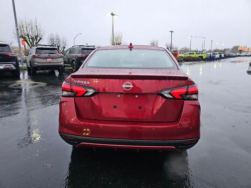 2025 Nissan Versa 1.6 S