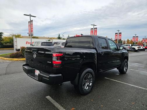 2024 Nissan Frontier S