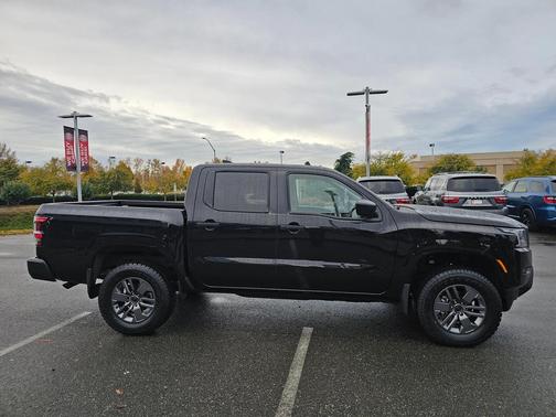 2024 Nissan Frontier S