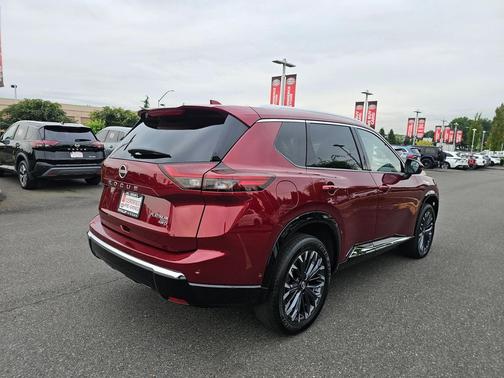 2025 Nissan Rogue Platinum