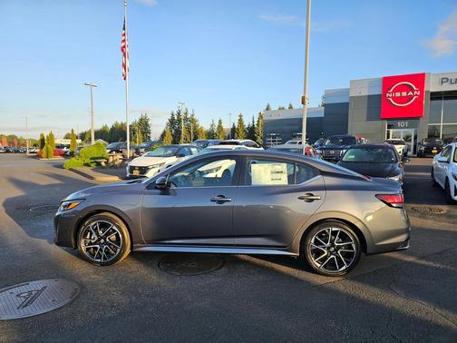 2025 Nissan Sentra SR