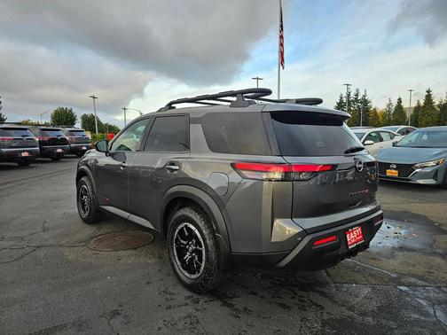 2025 Nissan Pathfinder Rock Creek 4WD