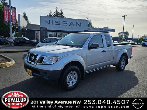 Brilliant Silver 2018 Nissan Frontier S