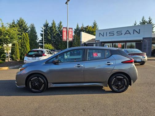2024 Nissan Leaf SV PLUS