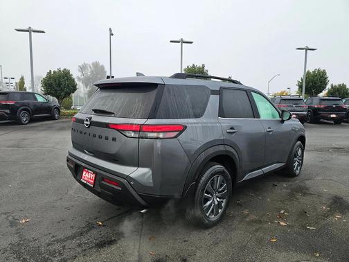 2025 Nissan Pathfinder SV 4WD