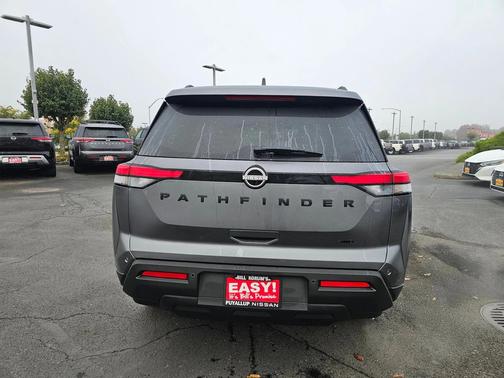 2025 Nissan Pathfinder SV 4WD