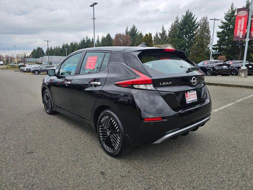 2024 Nissan Leaf SV PLUS