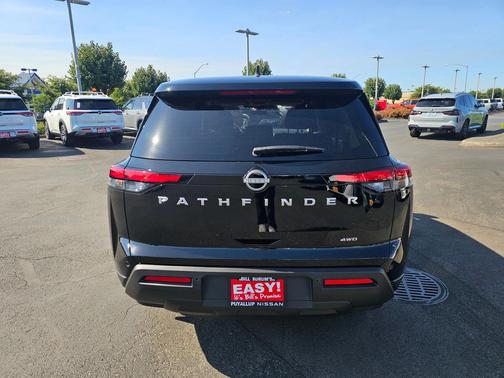 2025 Nissan Pathfinder S 4WD
