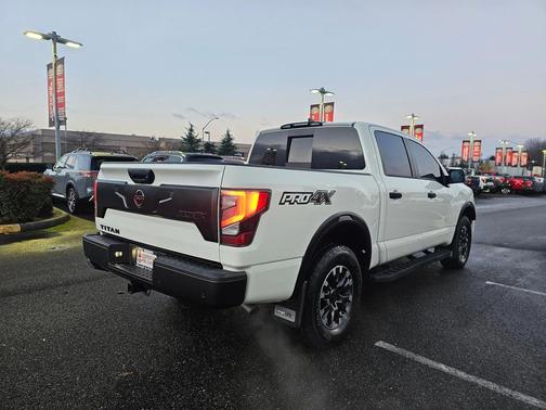 2024 Nissan Titan PRO-4X