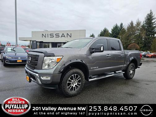 2021 Nissan Titan SV