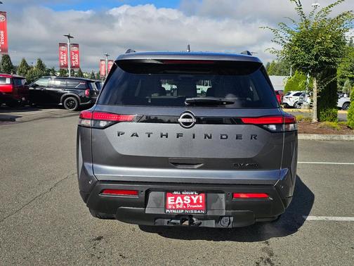 2022 Nissan Pathfinder SV 4WD