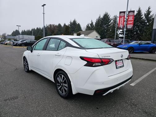 2022 Nissan Versa 1.6 SV