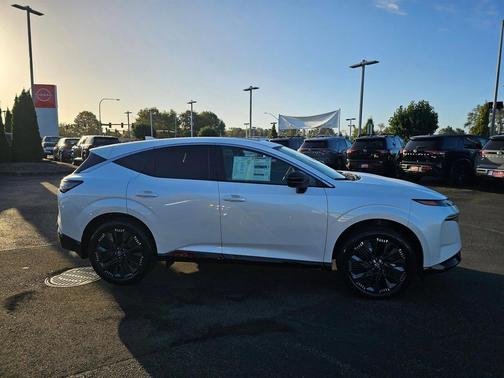 2025 Nissan Murano Platinum