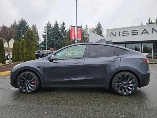 2024 Tesla Model Y Performance Dual Motor All-Wheel Drive