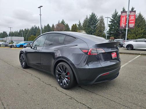 2024 Tesla Model Y Performance Dual Motor All-Wheel Drive