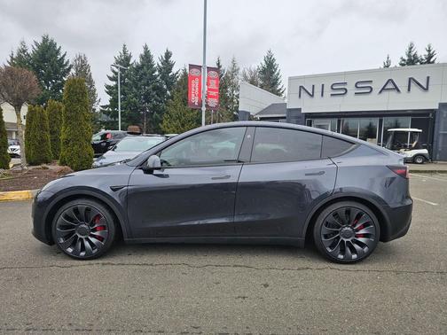 2024 Tesla Model Y Performance Dual Motor All-Wheel Drive