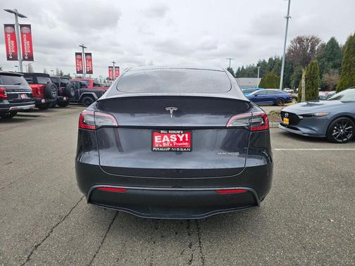 2024 Tesla Model Y Performance Dual Motor All-Wheel Drive