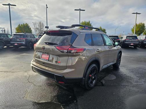 2026 Nissan Rogue Rock Creek