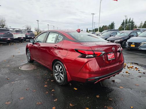 2025 Nissan Versa 1.6 SV