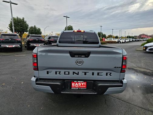 2026 Nissan Frontier SV