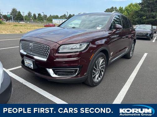 2019 Lincoln Nautilus Reserve