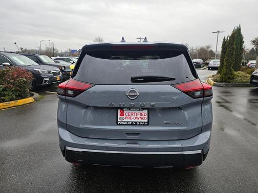 2025 Nissan Rogue SL