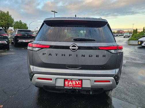 2025 Nissan Pathfinder Platinum 4WD