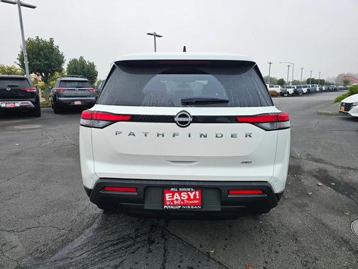 2025 Nissan Pathfinder S 4WD