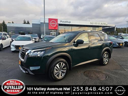 2025 Nissan Pathfinder SL 4WD