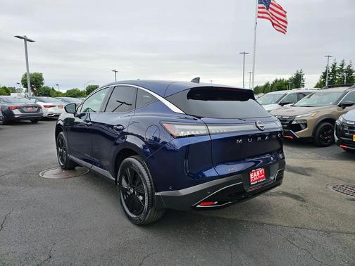 2025 Nissan Murano SV