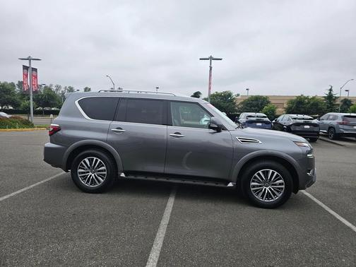 2024 Nissan Armada SL 4WD