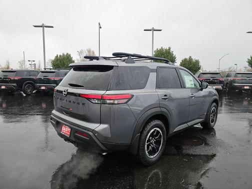 2025 Nissan Pathfinder Rock Creek 4WD