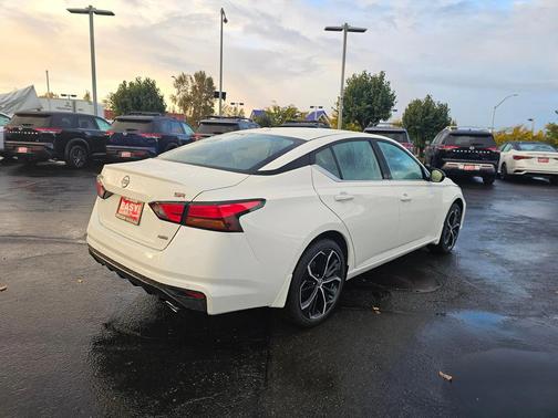 2025 Nissan Altima SR AWD