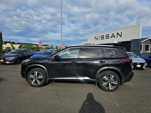 2022 Nissan Rogue Platinum