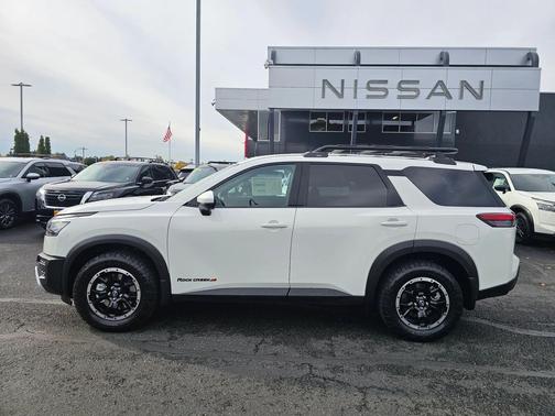 2025 Nissan Pathfinder Rock Creek 4WD