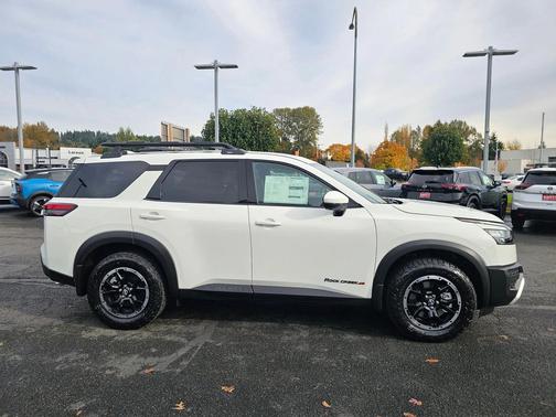 2025 Nissan Pathfinder Rock Creek 4WD