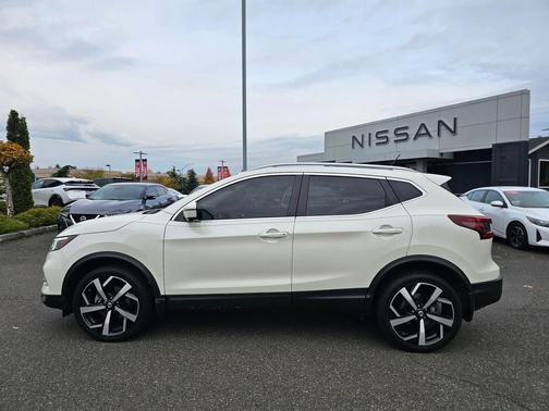 2020 Nissan Rogue Sport SL