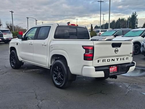 2026 Nissan Frontier SV