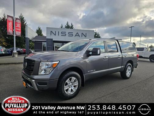 2021 Nissan Titan SV