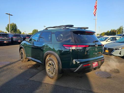 2025 Nissan Pathfinder Rock Creek 4WD
