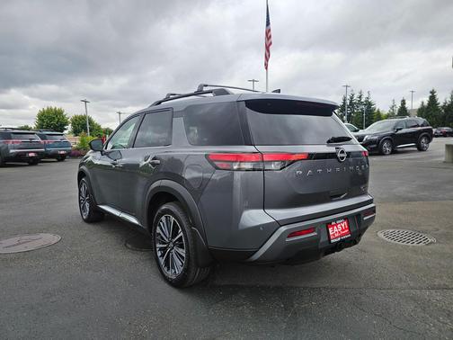 Gun Metallic 2026 Nissan Pathfinder Platinum