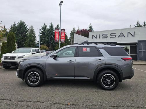2025 Nissan Pathfinder Rock Creek 4WD