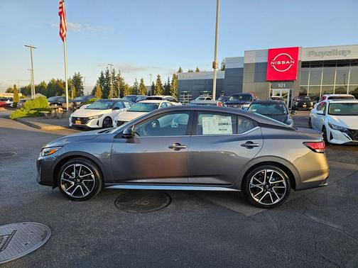 2025 Nissan Sentra SR